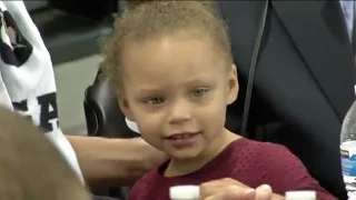 Stephen Curry's Daughter Riley Interview-Bombs Her Uncle Seth