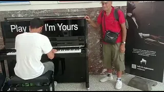 Stromae L'enfer Piano Cover At Ostend Station