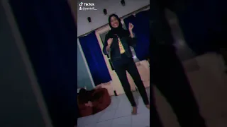 Perlahan *dangdut koplo*