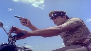 Police Ambarish Chase and Catches Smuggler Thoogudeep | Inspector Krantikumar Kannada Movie Scene