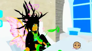 She Has A Secret  - Royal High School Roblox Game Roleplay Video