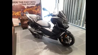 BMW C400GT Triple Black