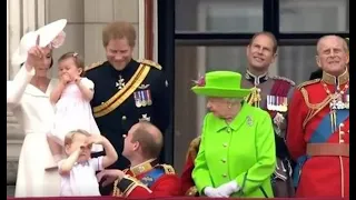 The Queen publicly scolds Prince William and tells him to 'stand up' in resurfaced clip