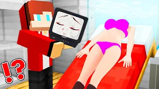 JJ Pranked TV WOMAN Steal HER HEAD! CAN IT BE A TRAP?! Mikey SAVE THEM in Minecraft - Maizen