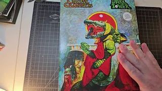 Unboxing Dark Tower Reincarnated for Dungeon Crawl Classics