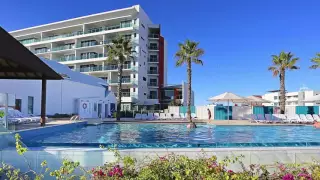 Apt 403, Seashells, 16 37 Dolphin Dve, Mandurah