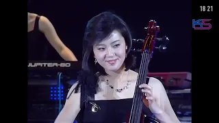 Инструментальный ансамбль девушек из КНДР (Северная Корея)