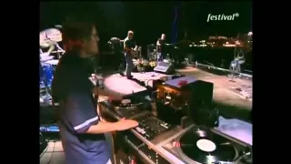 Portishead - Strangers (live at Bizarre '98 [7/8])