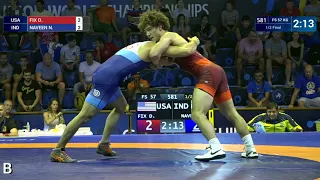 1/2 FS - 57 kg: D. FIX (USA) v. N. NAVEEN (IND)