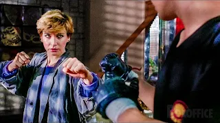 White chick fights like she's Bruce Lee (Cynthia Rothrock is the best !!) | Righting Wrongs | CLIP