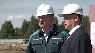 Губернатор Андрей Травников проконтролировал строительство СКИФ // "Новости 49" 15.07.22