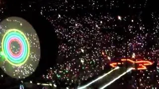 Coldplay "Lights Up" The United Center in Chicago