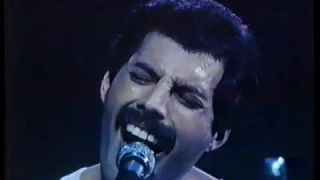 Queen-"Somebody to love" Live at Montreal (VHS Version.)