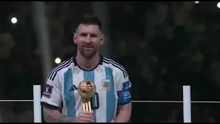 Lionel Messi Kissing the World Cup Trophy | English Commentary | World Cup Finals 2022