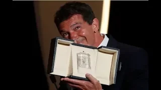 Antonio Banderas et son prix d'interprétation, Pedro Almodovar