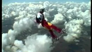 Skysurfing (Valery Rozov, Clif Burch)