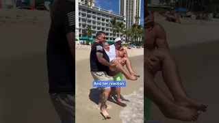 Two strangers carry woman to her first ever ocean experience 🥹❤️