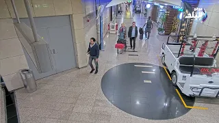 كاميرات المراقبة بمطار القاهرة الدولى تكذب إدعاءات أحد الأشخاص يحمل جنسية إحدى الدول الأجنبية