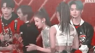 Yeonjun Yeji Moments(Yeonji)