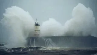 Ciara déjà 3 victimes le calme avant la tempête !