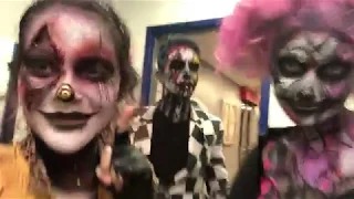 Scare 101 & Rehearsals! | KD Halloween Haunt 2019 Vlogs | Maddi & Lexi