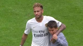 When Kids Meet Their Football Heroes