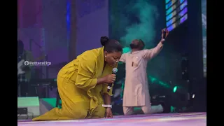 SUNMISOLA AGBEBI  + YINKA OKELEYE  Intense Worship Session AT POTTERS CITY