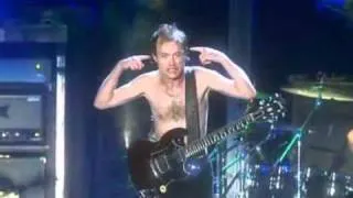 AC DC Dirty deeds done dirt cheap live munich 2001