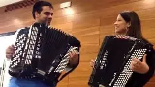 Rita Melo e Ricardo Laginha - Desgarrada em acordeão (acústico)