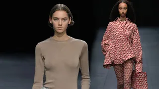 Valentino мода в Париже весна лето 2023 #462  / Одежда, сумки и аксессуары