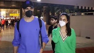 Kiara Advani and Sidharth Malhotra Snapped @ Mumbai Airport | Manastars