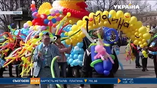 Понад дві тисячі костюмованих учасників зібрала цьогорічна Гуморина в Одесі