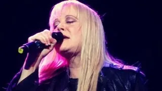 Cindy Wilson / The B-52's - Girl From Ipanema Goes To Greenland - IndigO2 London 2013 HD HQ Audio