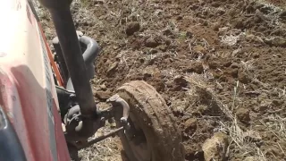 Massey Ferguson 188 4'lü pulluk nadas sürümü