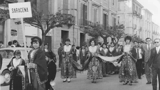 Primo Gruppo Folkloristico di Saracena (CS) 1961 - 1968.