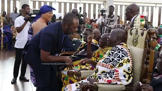 MONEY: Energy Min. Napo buys Otumfour's book 2billion, Edu. Minister 1bill, Despite & bro 2billion