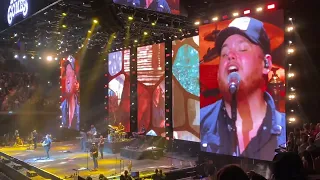 “She got the best of me & Hurricane” Luke Combs C2C 2022 🇬🇧