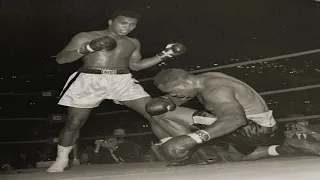 Muhammad Ali vs Archie Moore // Highlights