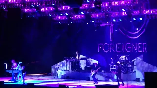 Foreigner 40th Anniversary - Waiting For A Girl Like You -  Mattress Firm San Diego 8-29-17