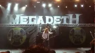 Dave Mustaine choose singapore....!