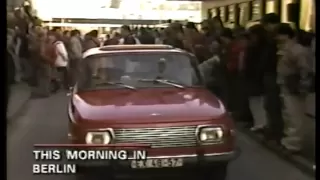 Fall of the Berlin Wall / Berliner Mauerfall 1989 - US American Forces Network