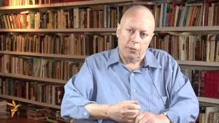 Christopher Hitchens - 'A Revolutionary Life' (Radio Free Europe/Radio Liberty)