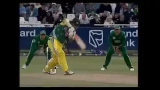 Makhaya Ntini 6-22 vs Australia 2nd ODI 2006