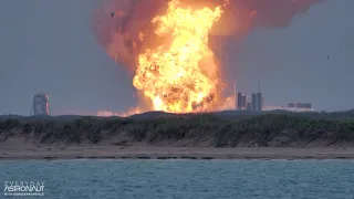 [SLO MO 4K] Massive explosion of a SpaceX Starship Prototype (SN4) at Boca Chica Texas