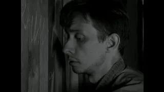 Une copie d'une scène du film «Un condamné à mort s'est échappé ou Le vent souffle où il veut»