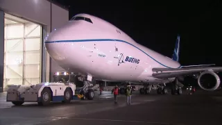 747-8 Freighter gets put together quickly