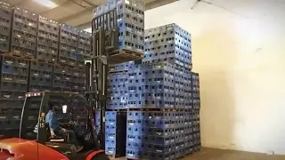 Forklift Stacking pallets | Pallets Stacking In The Air On a Linde Truck Forklift @ForkliftSkills