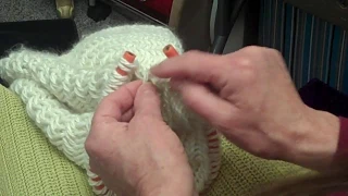 Lesson #37:  Herringbone Cowl in the Round - Part 2 (of 3)