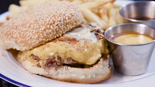 Chicago’s Best Burgers: The Loyalist