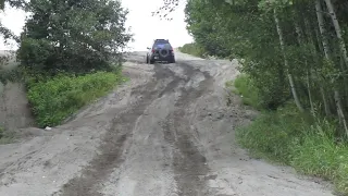 RAV4 steep hill climb (22 degrees inclination/40% slope) soft sand PART 1